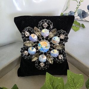 Vintage Silver Smokey Grey amd Black Flower Brooch Pin